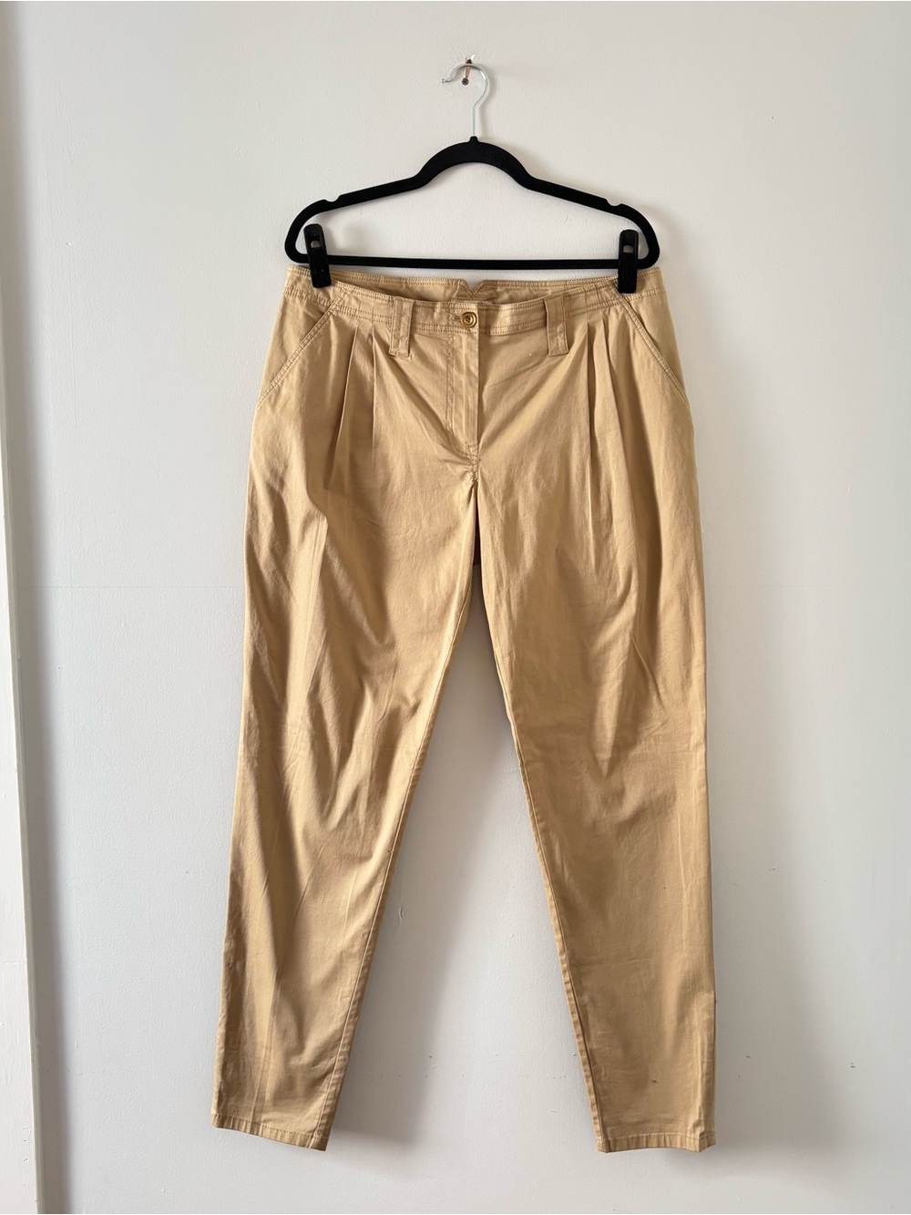 Burberry Brit Women’s Pleated Front Pants Chinos Khakis Mid Rise Bottoms